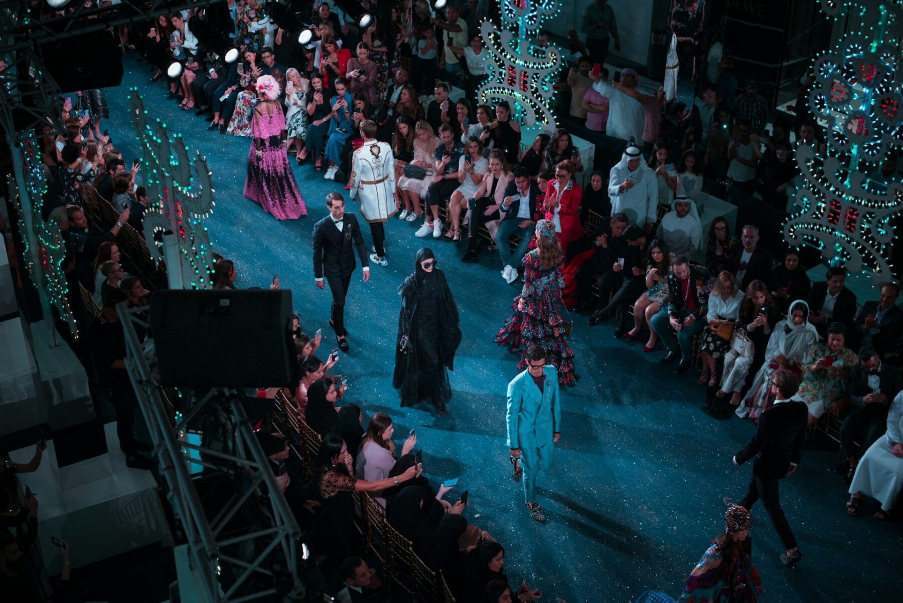 La Stazione di Napoli Afragola: Palcoscenico per la Campagna FW 26-27 di Gutteridge e Alcott